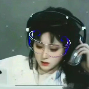 穿着紧身牛仔裤黑丝袜少妇三级片
